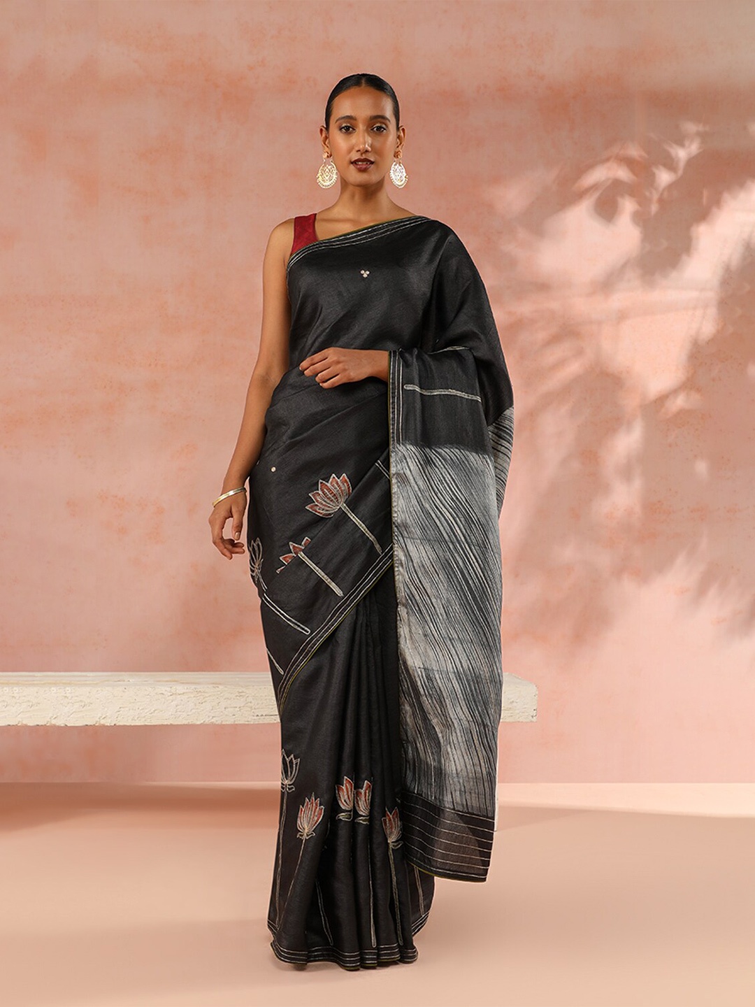

Taneira Floral Aari Work embroidered Pure Silk Saree, Black