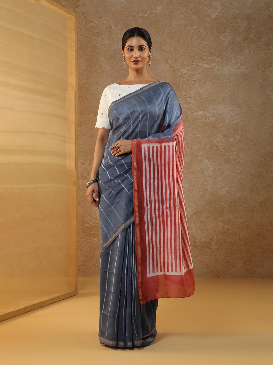 

Taneira Striped Zari Silk Cotton Saree, Blue