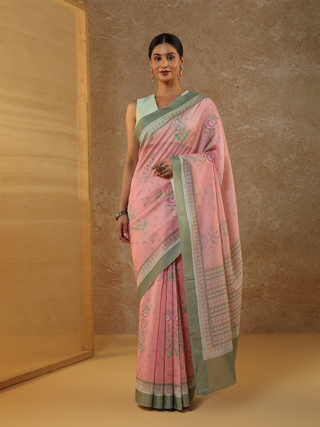 

Taneira Floral Printed Silk Cotton Saree, Pink