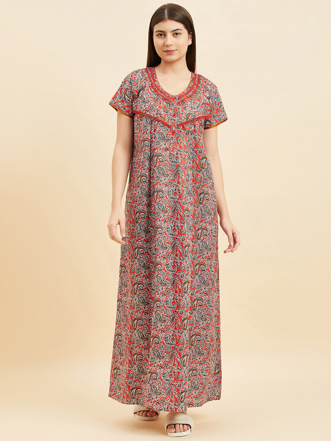

Sweet Dreams Ethnic Motifs Printed Pure Cotton Maxi Nightdress, Red