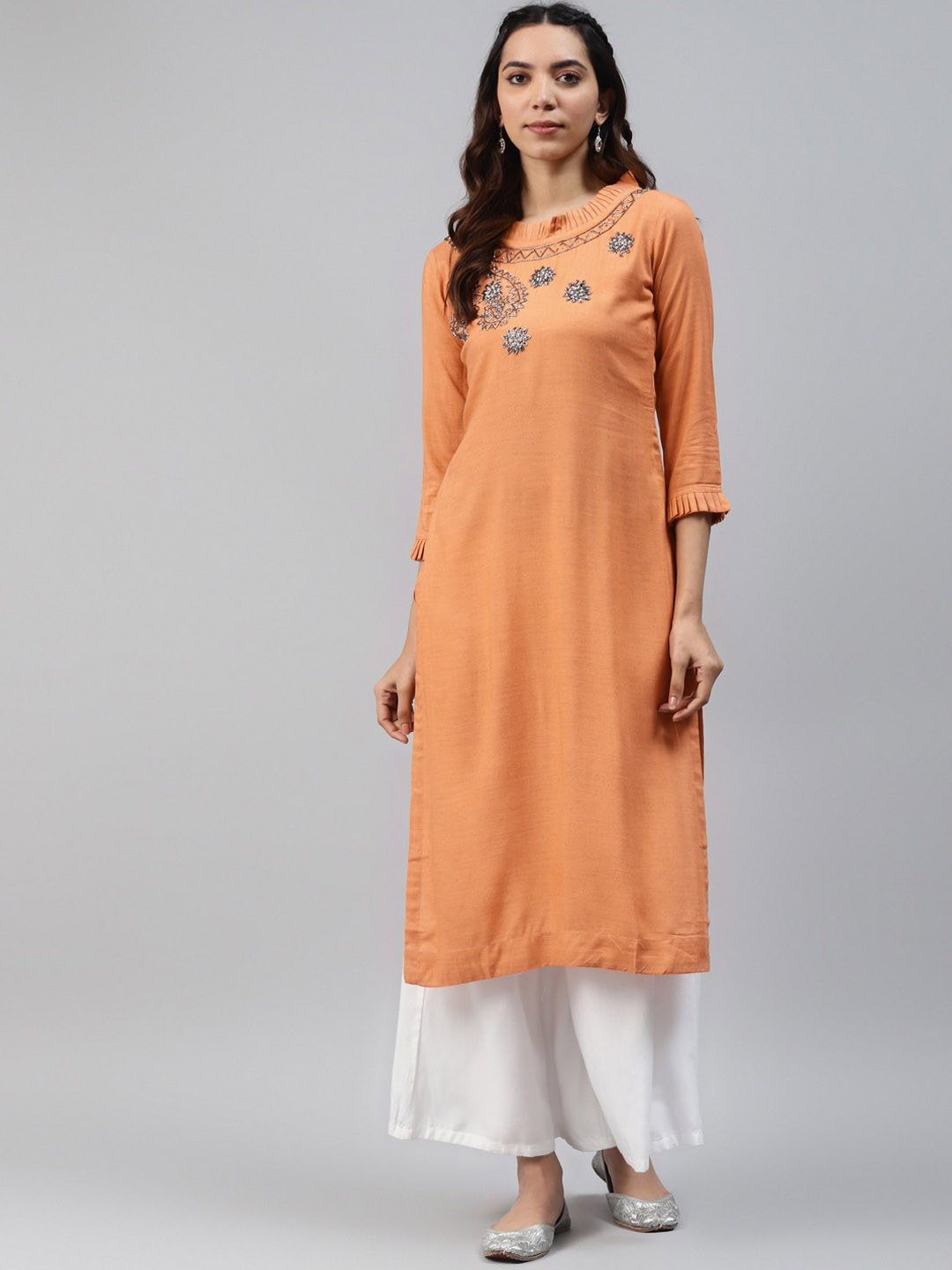 

JC4U Floral Embroidered Kurta, Orange