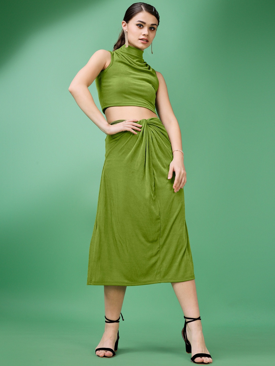 

PURVAJA Sleeveless High Neck Top With Skirt, Green