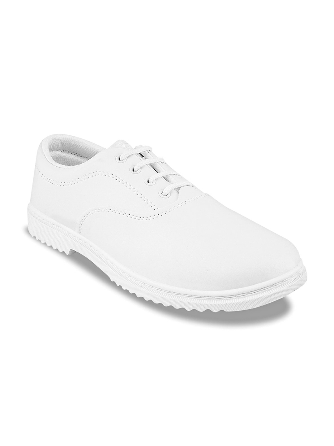 

Campus Men Round Toe Lace-Up Oxfords, White