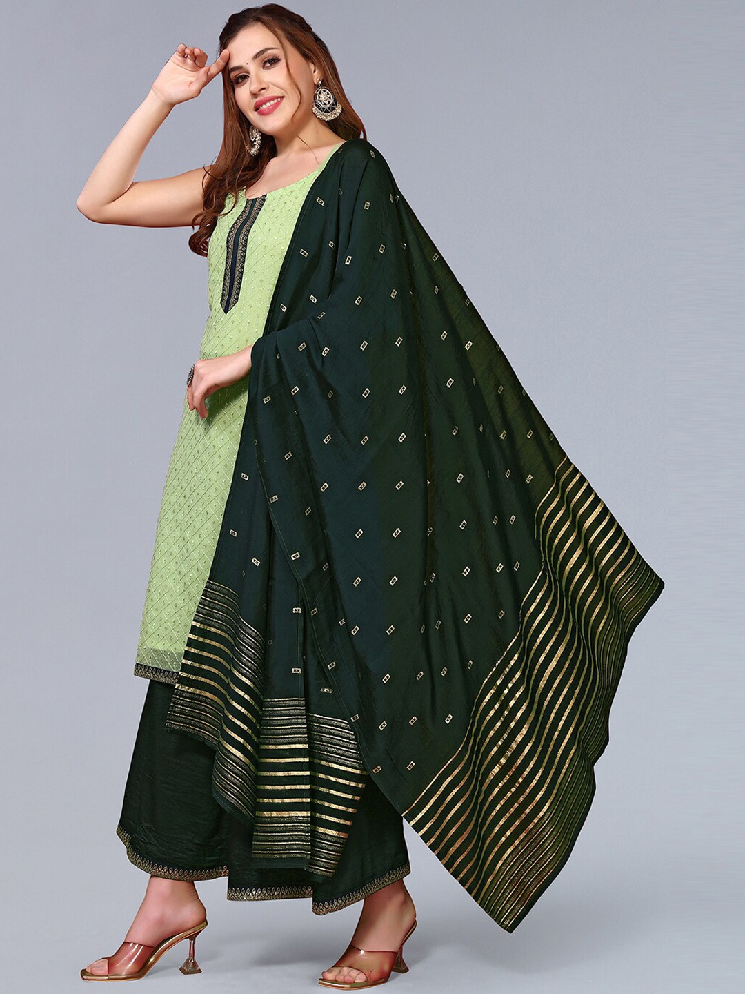 

SKYLEE Green Floral Embroidered Regular Thread Work Kurta With Palazzos & Dupatta