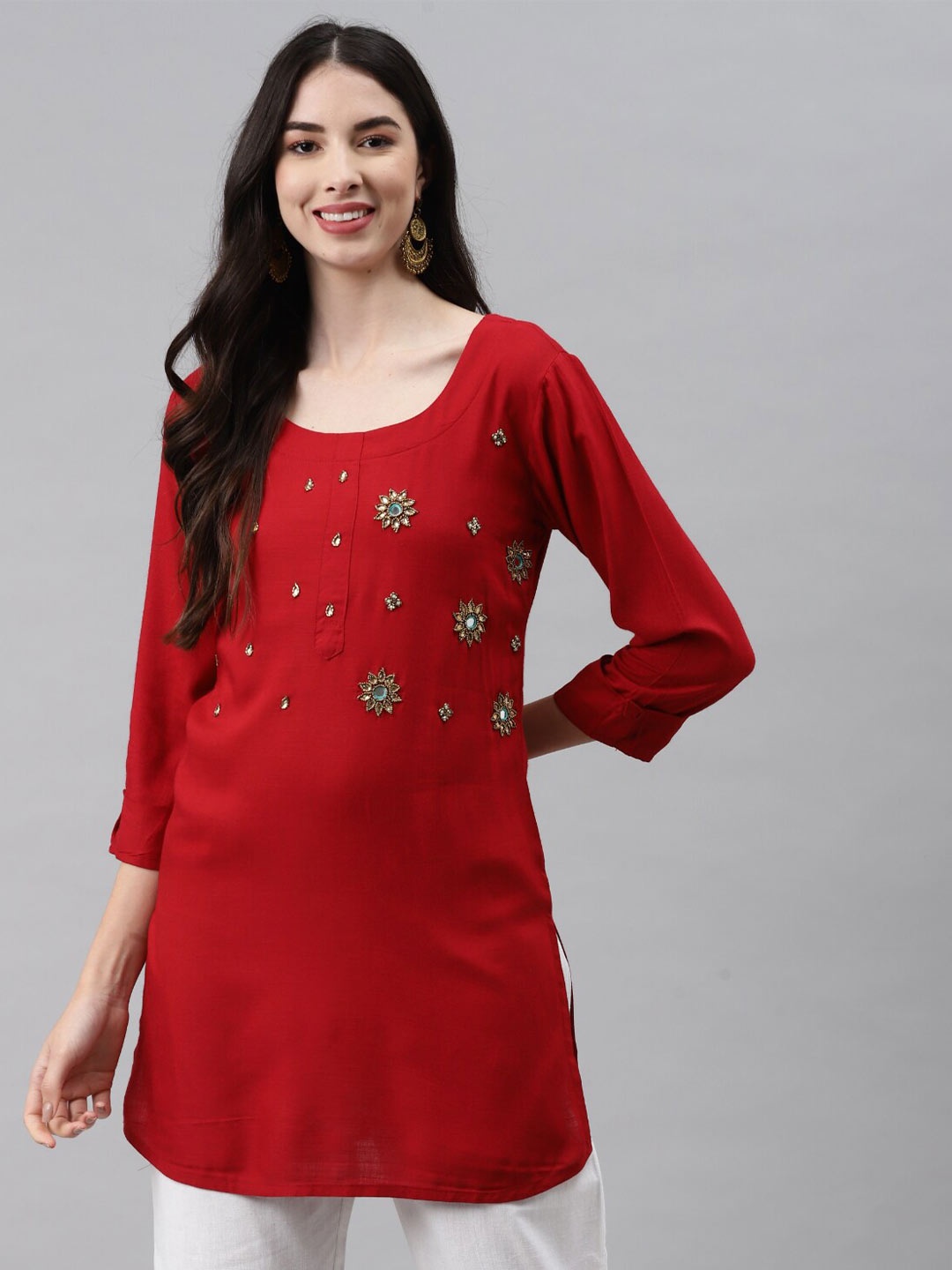 

JC4U Embellished Beads and Stones Straight Kurti, Maroon