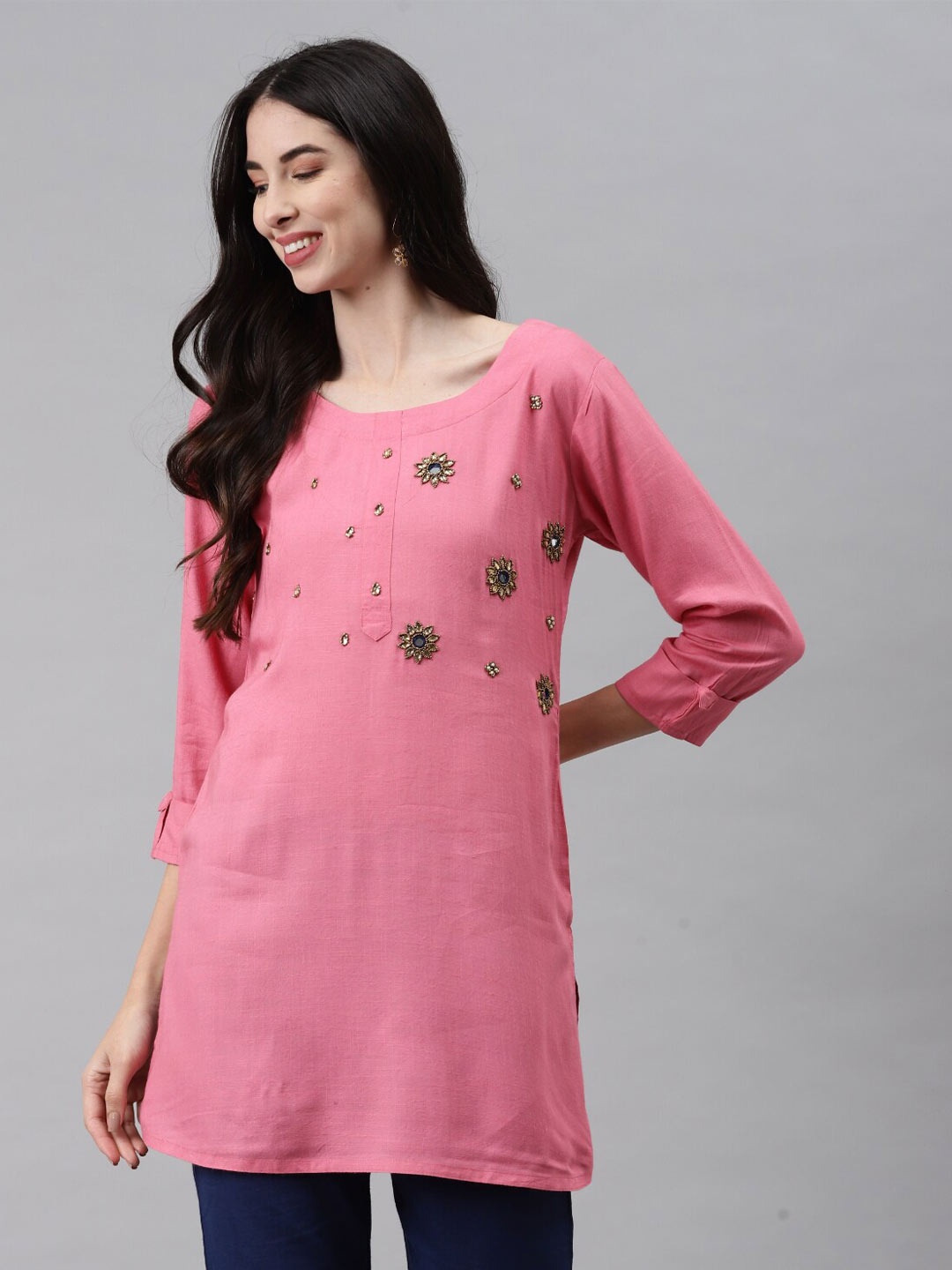 

JC4U Floral Embroidered Round Neck Beads & Stone Straight Kurti, Pink