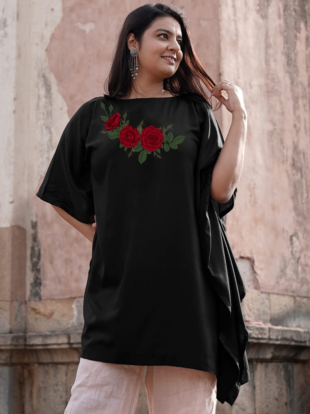 

LetsDressUp Floral Printed Kaftan Kurta, Black