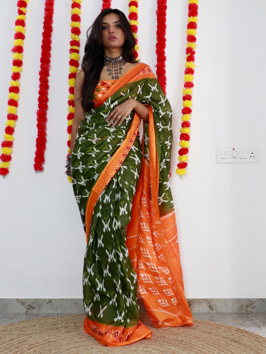 

Saree mall Ethnic Motifs Printed Pure Cotton Ikat Sarees, Olive