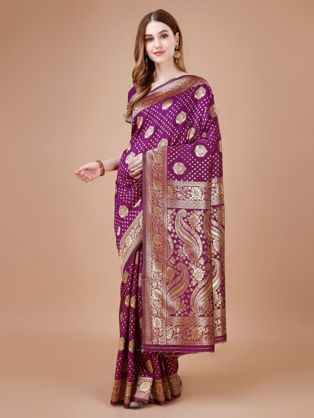 

MAGMINA Ethnic Motifs Woven Design Zari Art Silk Banarasi Saree, Purple