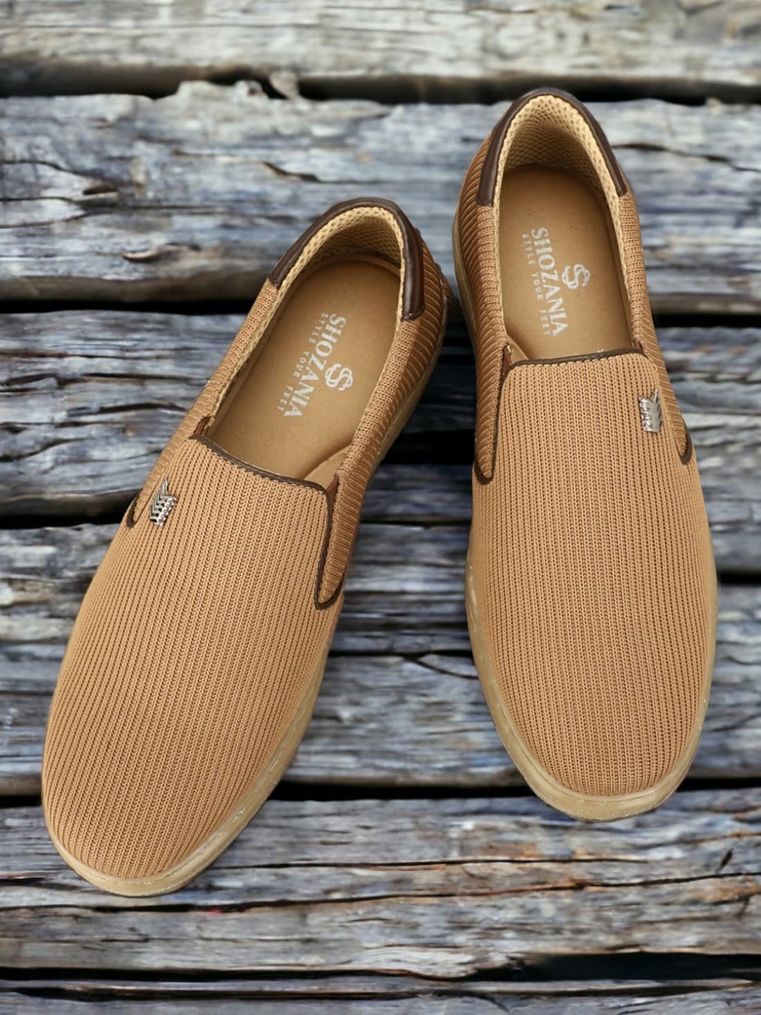 

SHOZANIA Men Textured Leather Lightweight Slip-On Sneakers, Tan
