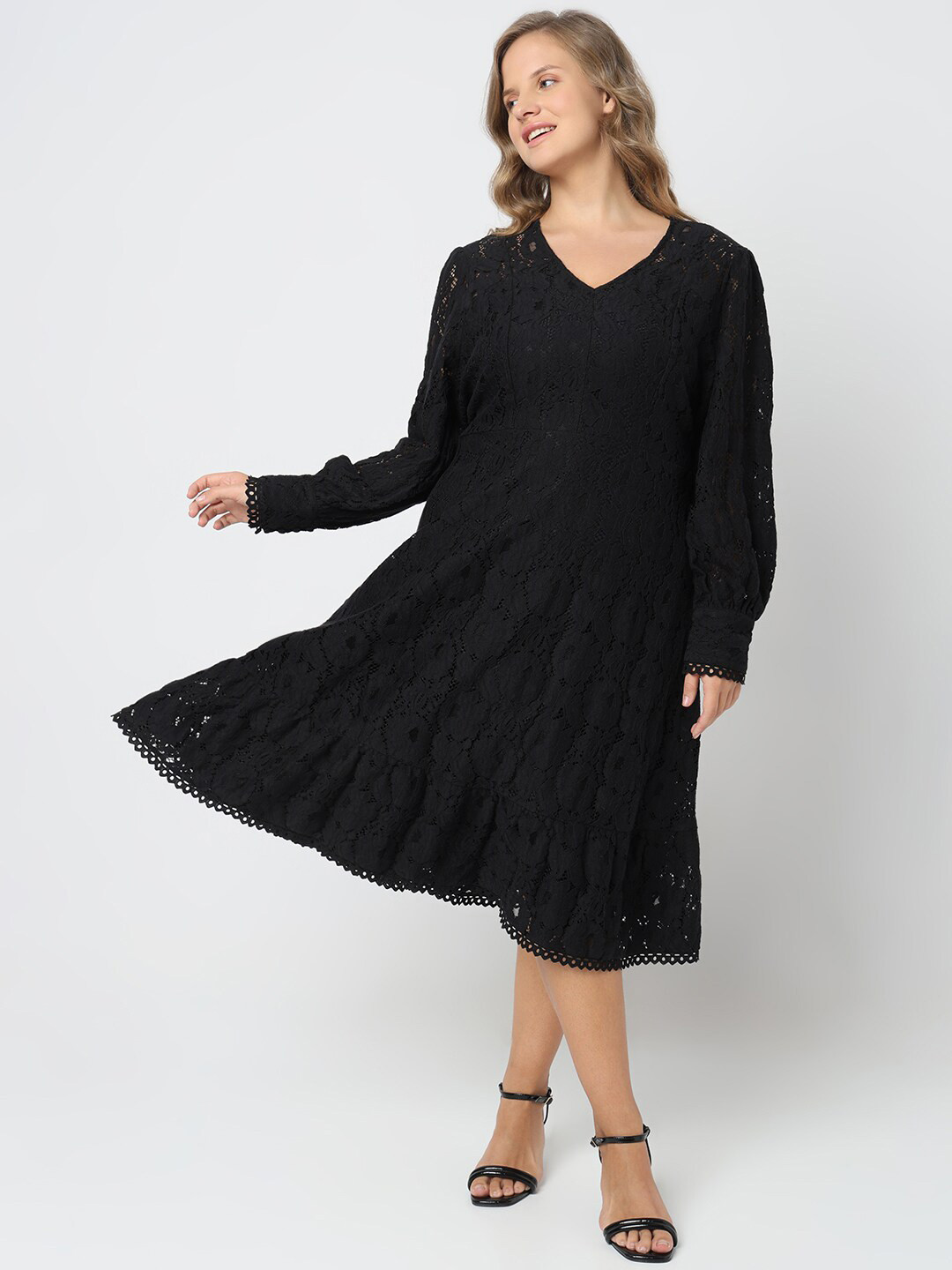 

VERO MODA CURVE Self Design Cotton Fit & Flare Dress, Black