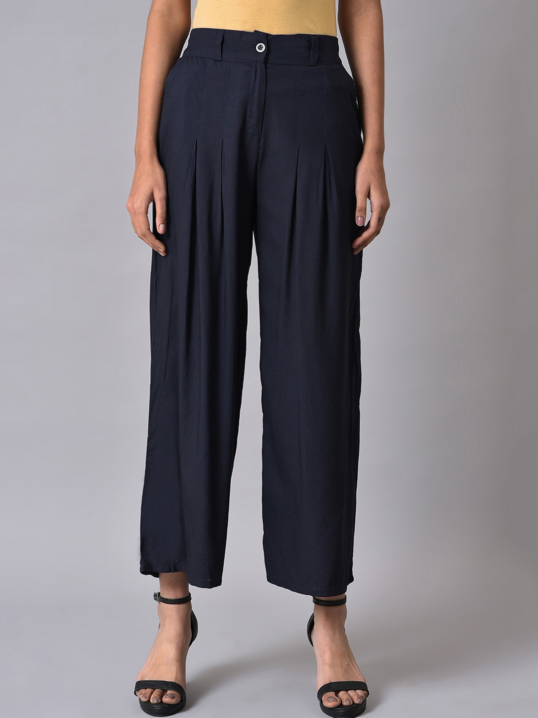 

W Women Blue Cropped Pleated Trousers