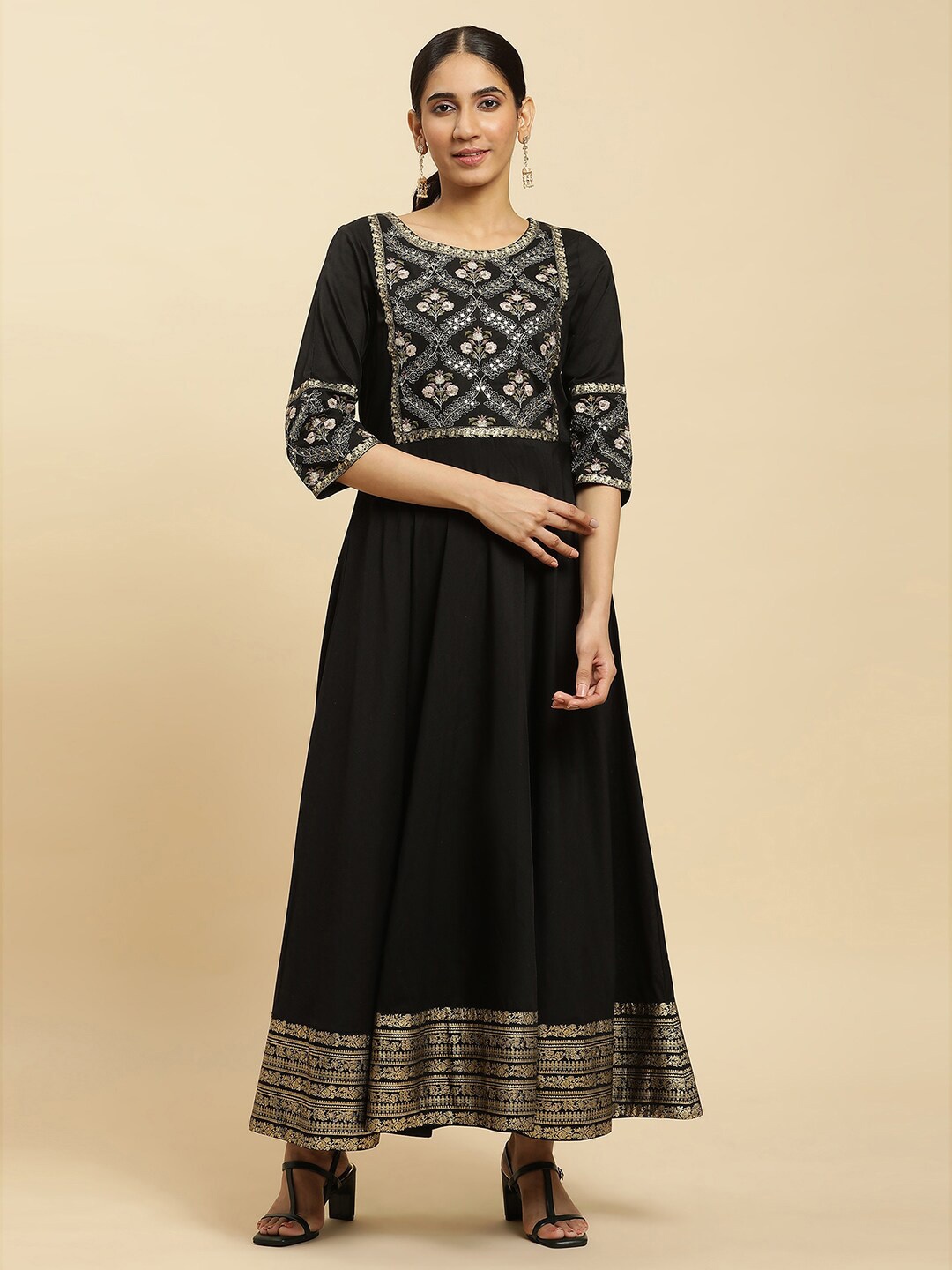 

W Floral Embroidered Sequinned Ethnic Dress, Black
