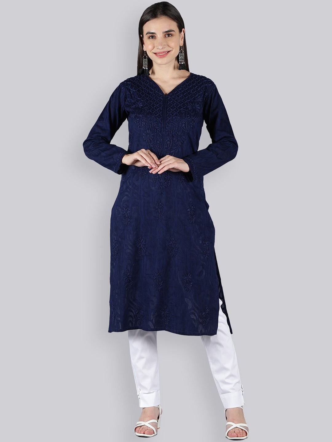 

Seva Chikan Ethnic Motifs Embroidered Chikankari Kurta With Palazzo, Navy blue