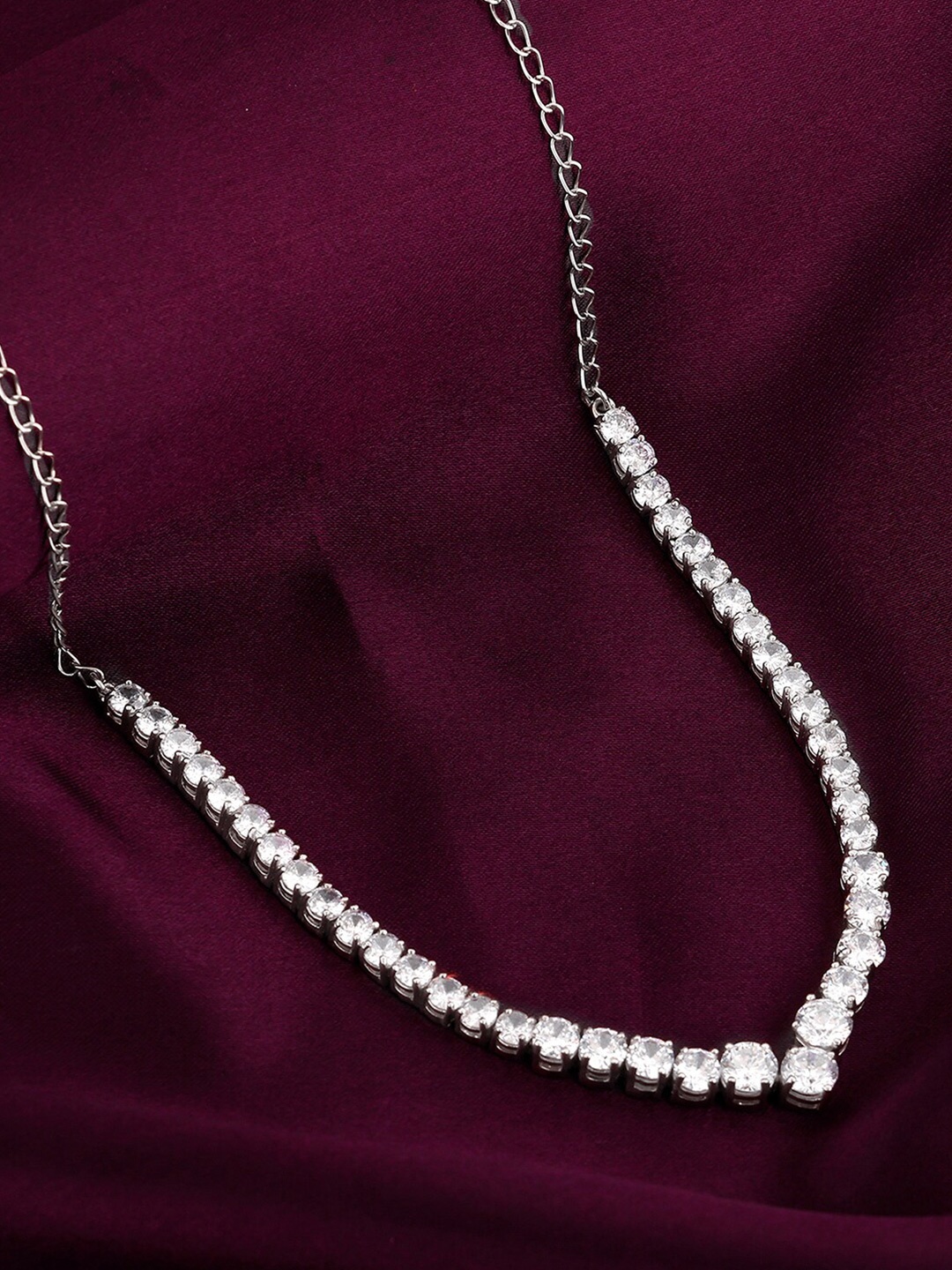 

GIVA 925 Sterling Silver Rhodium Plated Cubic Zirconia Studded Necklace