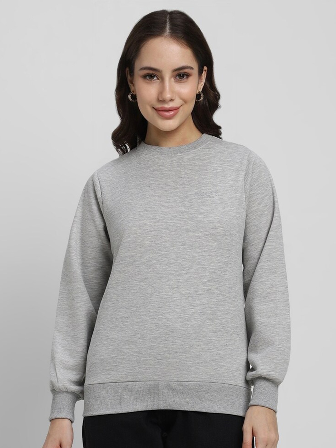 

FOREVER 21 Round Neck Sweatshirt, Grey