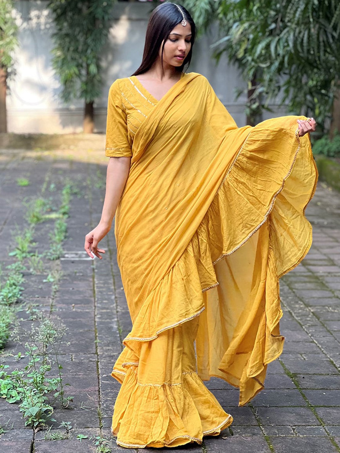 

Chidiyaa Sequinned Ready to Wear Ruffled Saree, Yellow