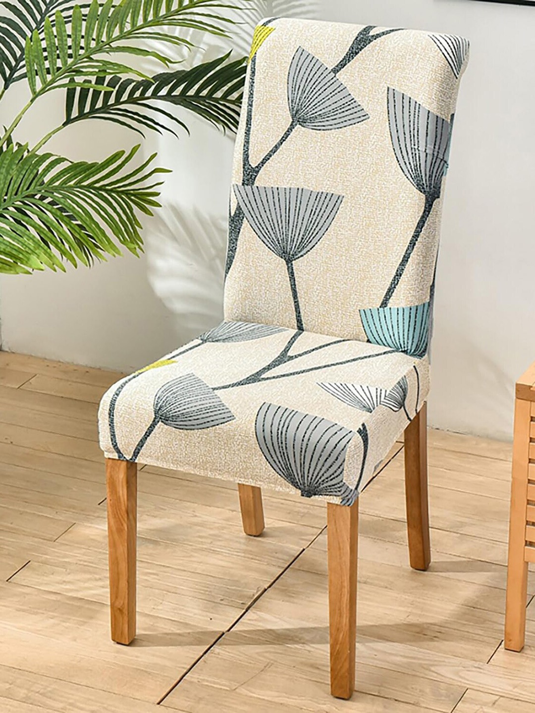 

HOUSE OF QUIRK Beige & Grey 4 Pieces Printed Stretchable Chair Covers