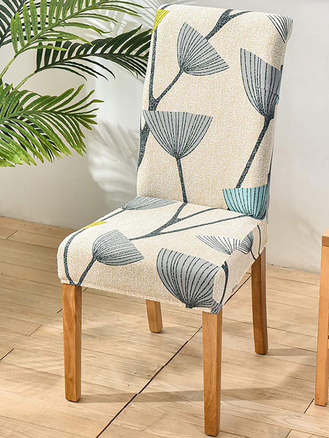 

HOUSE OF QUIRK Beige & Grey 6-Pieces Printed Stretchable Chair Covers
