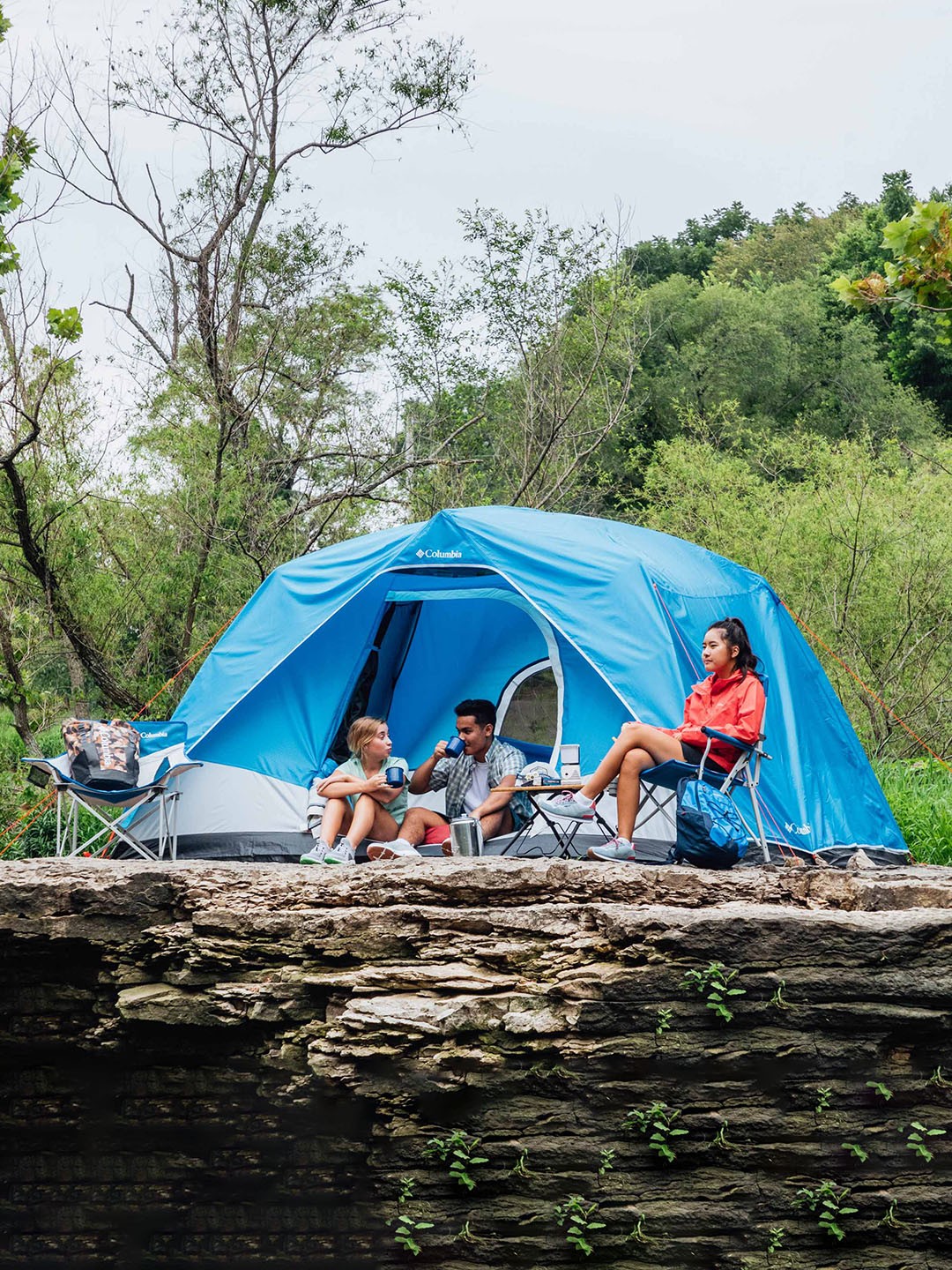 

Columbia Unisex Blue 6 Persons Frp Dome Tent