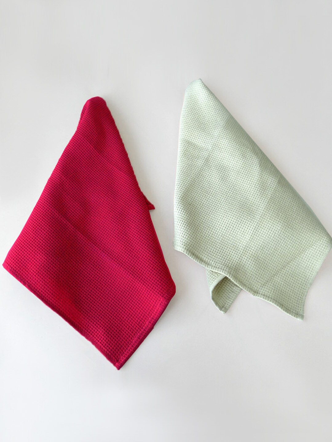 

AVI Living Red & Green 2 Pieces Self-Design Pure Cotton Kitchen Towels