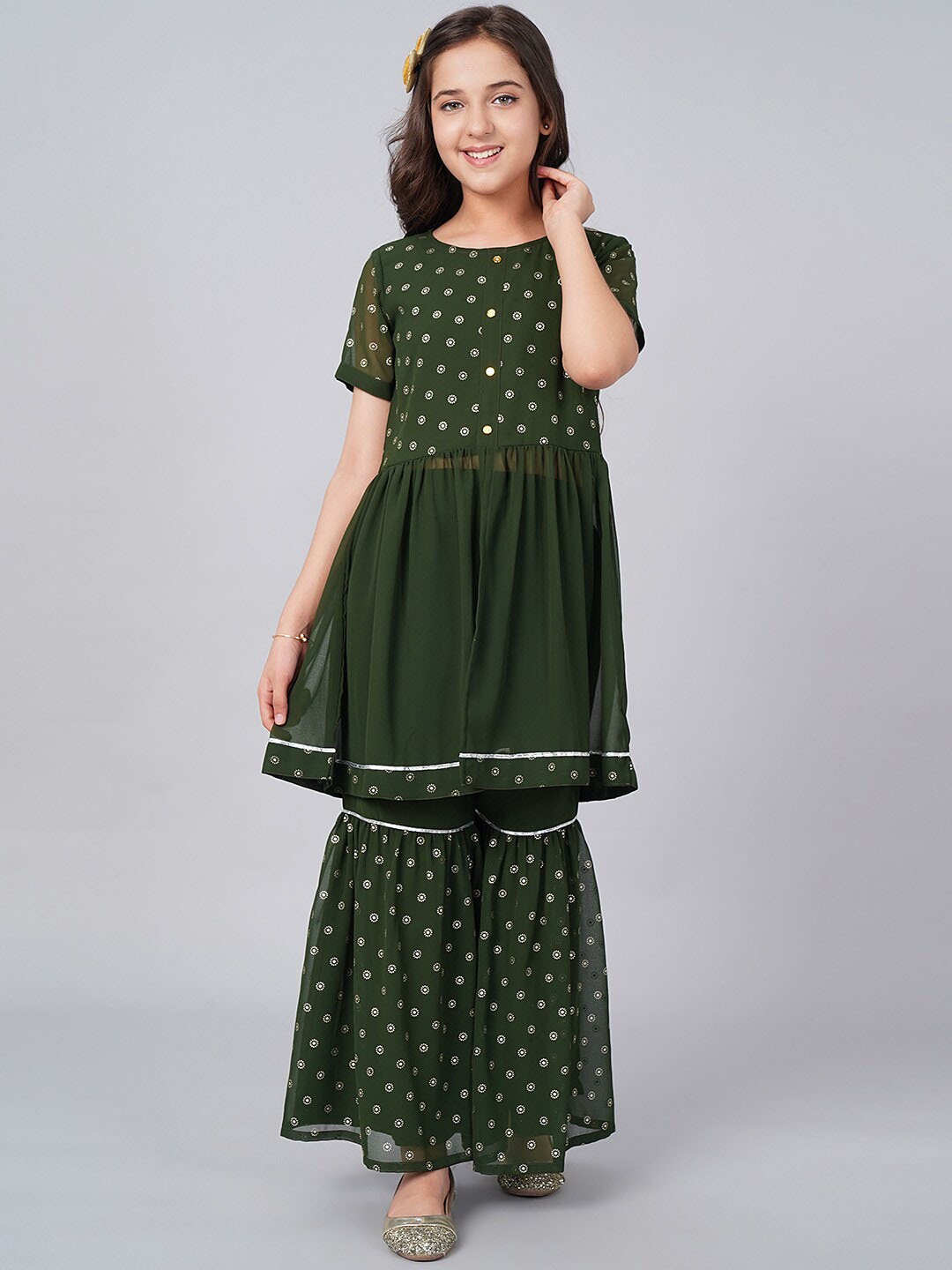 

J Turritopsis Girls Floral Printed Regular Georgette Kurta with Sharara, Green