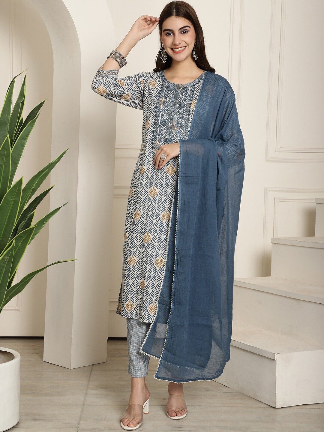 

Aawari Ethnic Motifs Printed Thread Work Pure Cotton Kurta with Trousers & Dupatta, Blue