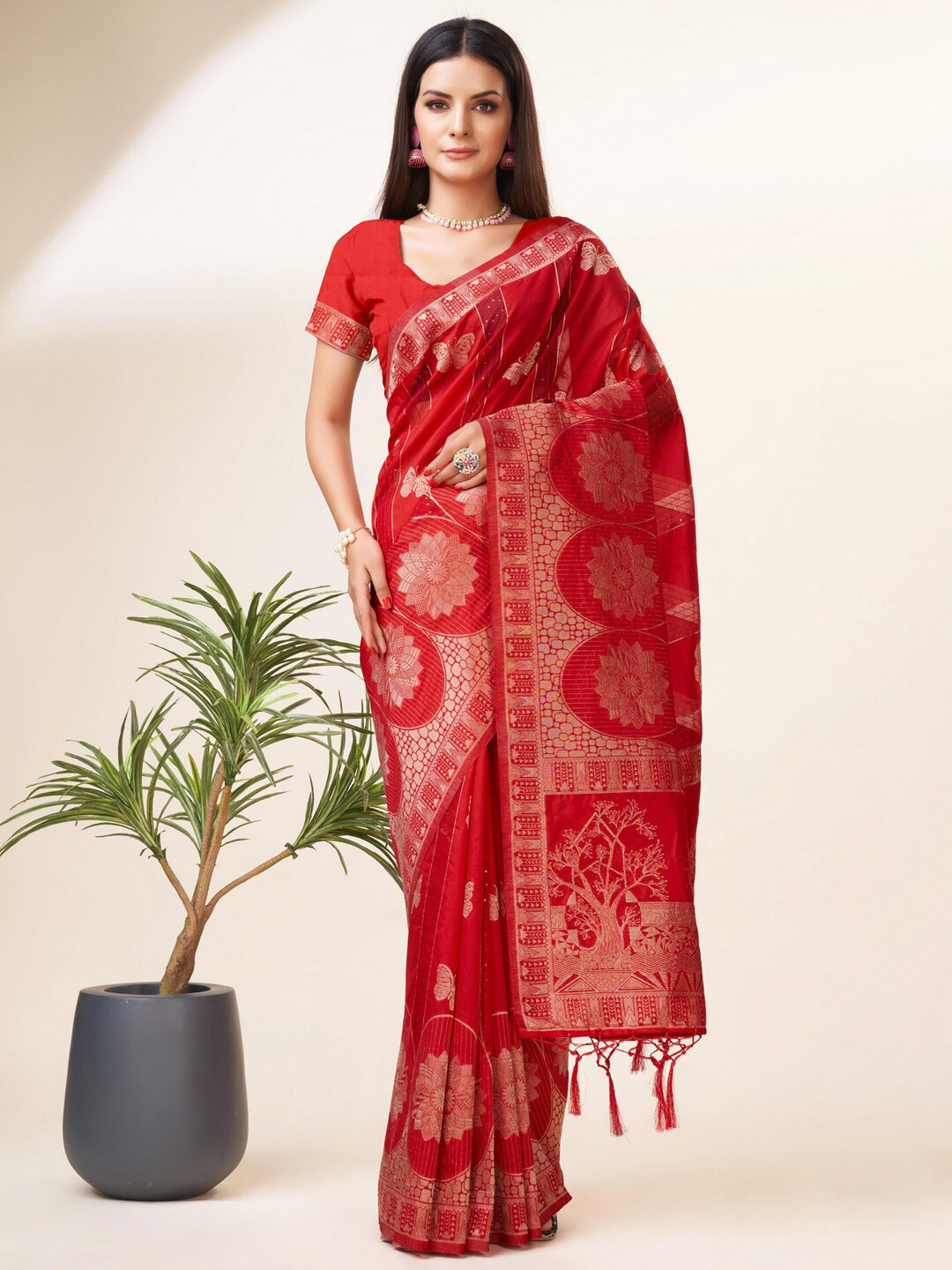 

Mitera Red & Gold-Toned Ethnic Motifs Woven Design Zari Organza Saree