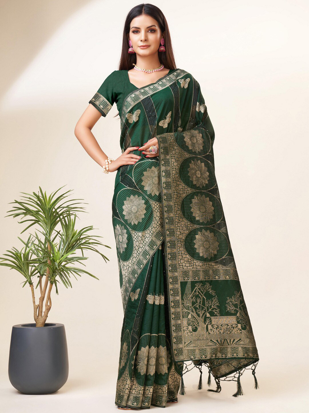 

Mitera Ethnic Motifs Woven Design Zari Organza Saree, Green