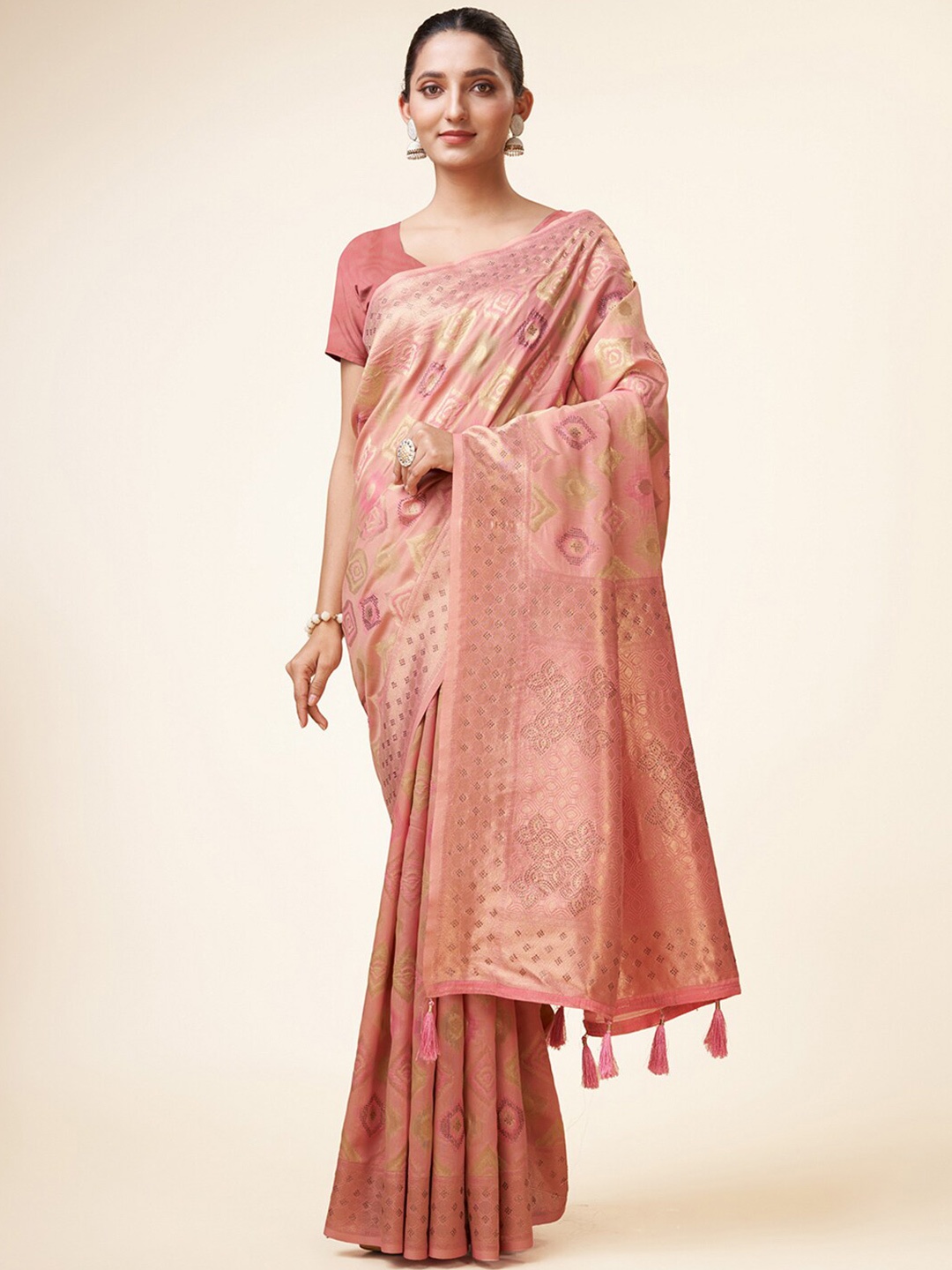 

Mitera Pink & Gold-Toned Geometric Woven Design Zari Saree