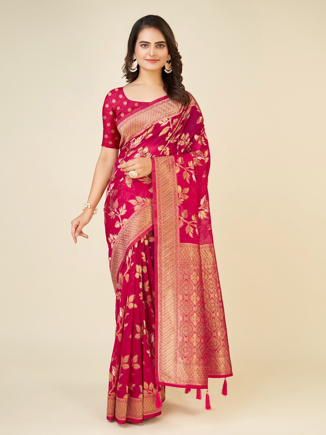 

Mitera Pink & Gold Toned Floral Woven Design Zari Organza Saree