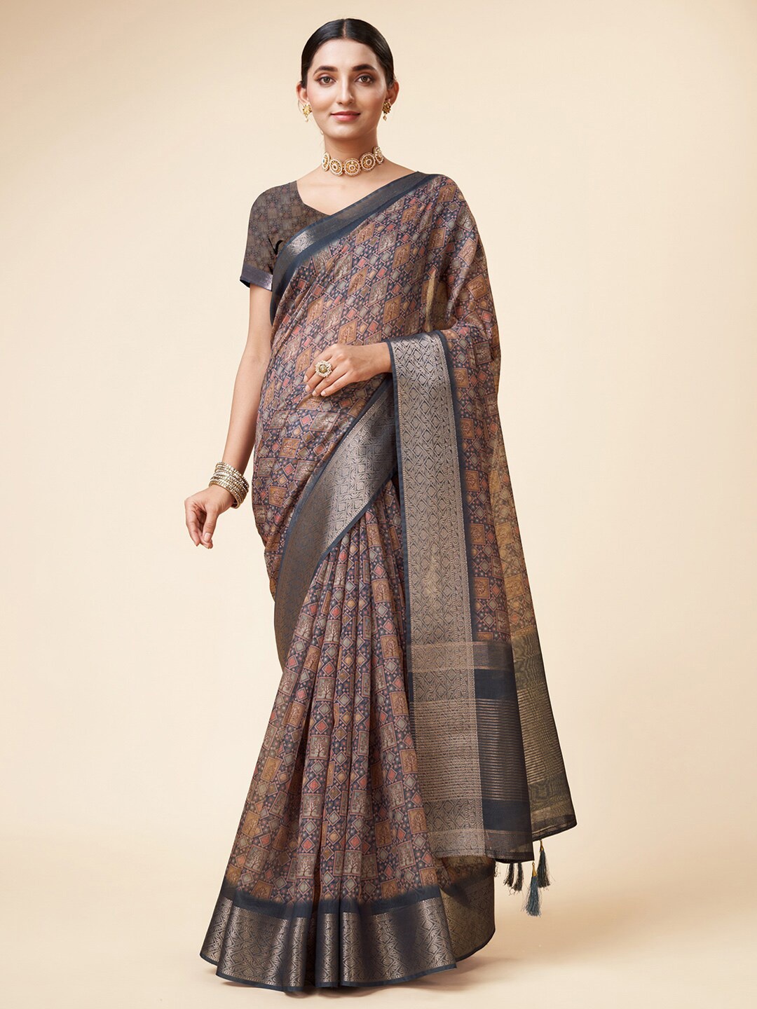 

Mitera Geometric Printed Zari Organza Saree, Grey