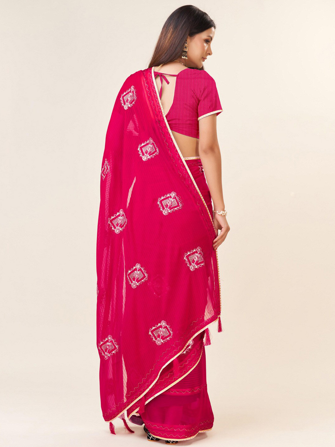 

Mitera Pink Ethnic Motifs Embroidered Pure Georgette Saree
