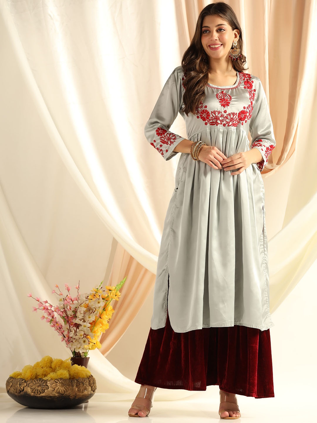 

SHADES OF FAASHION Floral Embroidered Chikankari A-Line Pleated Kurta with Palazzos, Grey