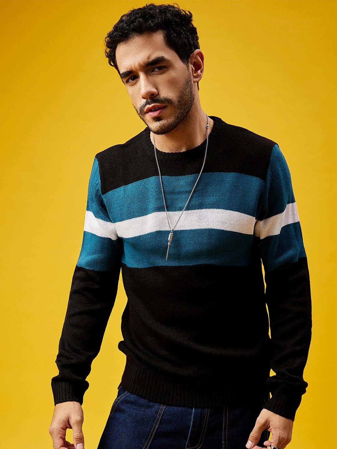 

The Roadster Lifestyle Co. Black Striped Long Sleeves Acrylic Pullover