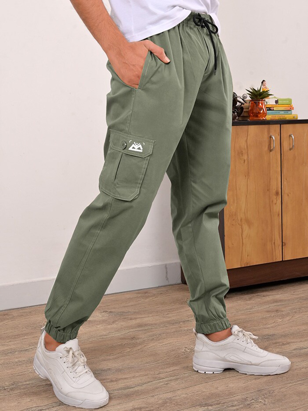 

Beyoung Men Mid-Rise Pure Cotton Joggers, Green