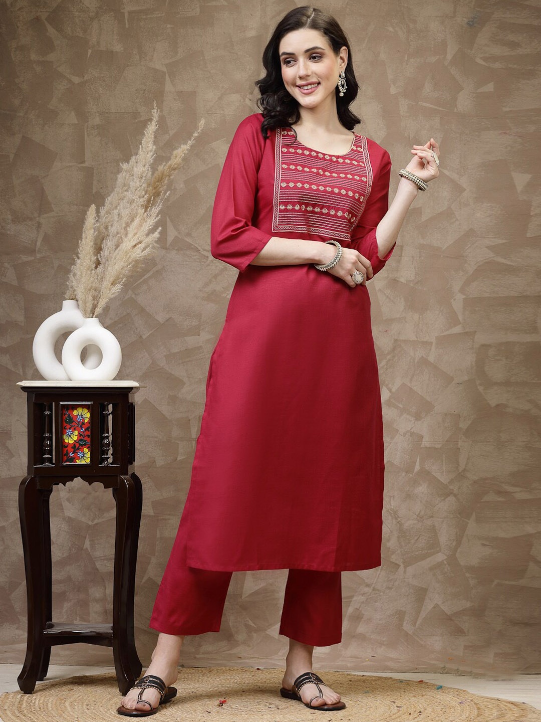 

HERE&NOW Women Red Floral Yoke Design Regular Kurta with Trousers