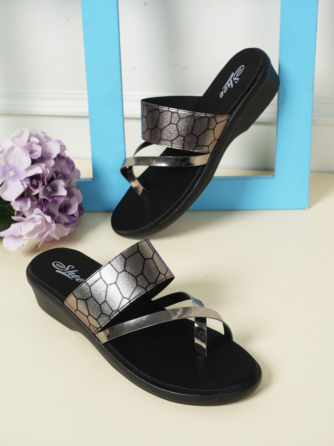 

Style Shoes Printed One Toe Comfort Heels, Grey