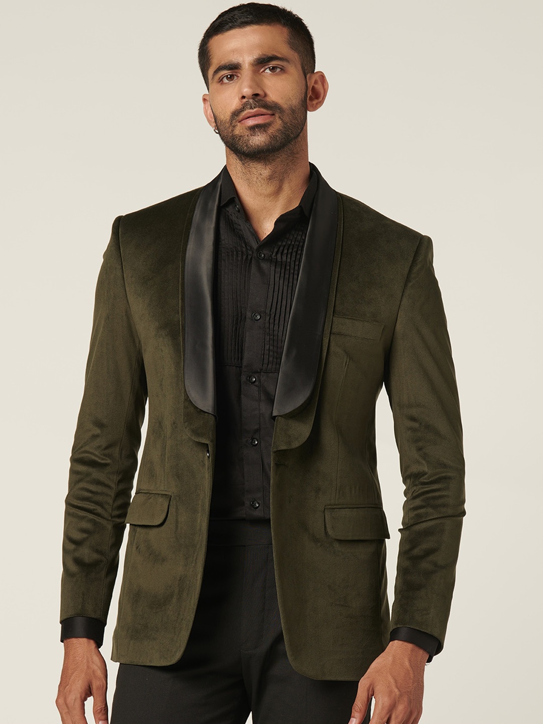 

MR BUTTON Slim-Fit Single-Breasted Velvet Casual Blazer, Green