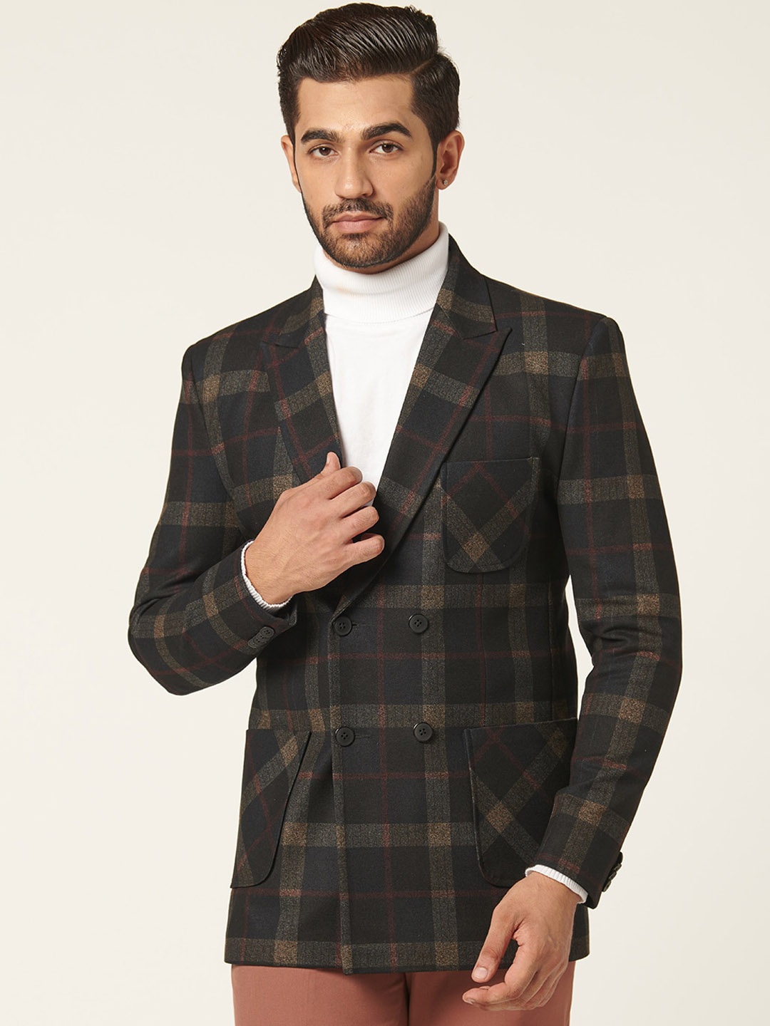 

MR BUTTON Checked Peaked Lapel Long Sleeves Double-Breasted Slim-Fit Blazer, Black