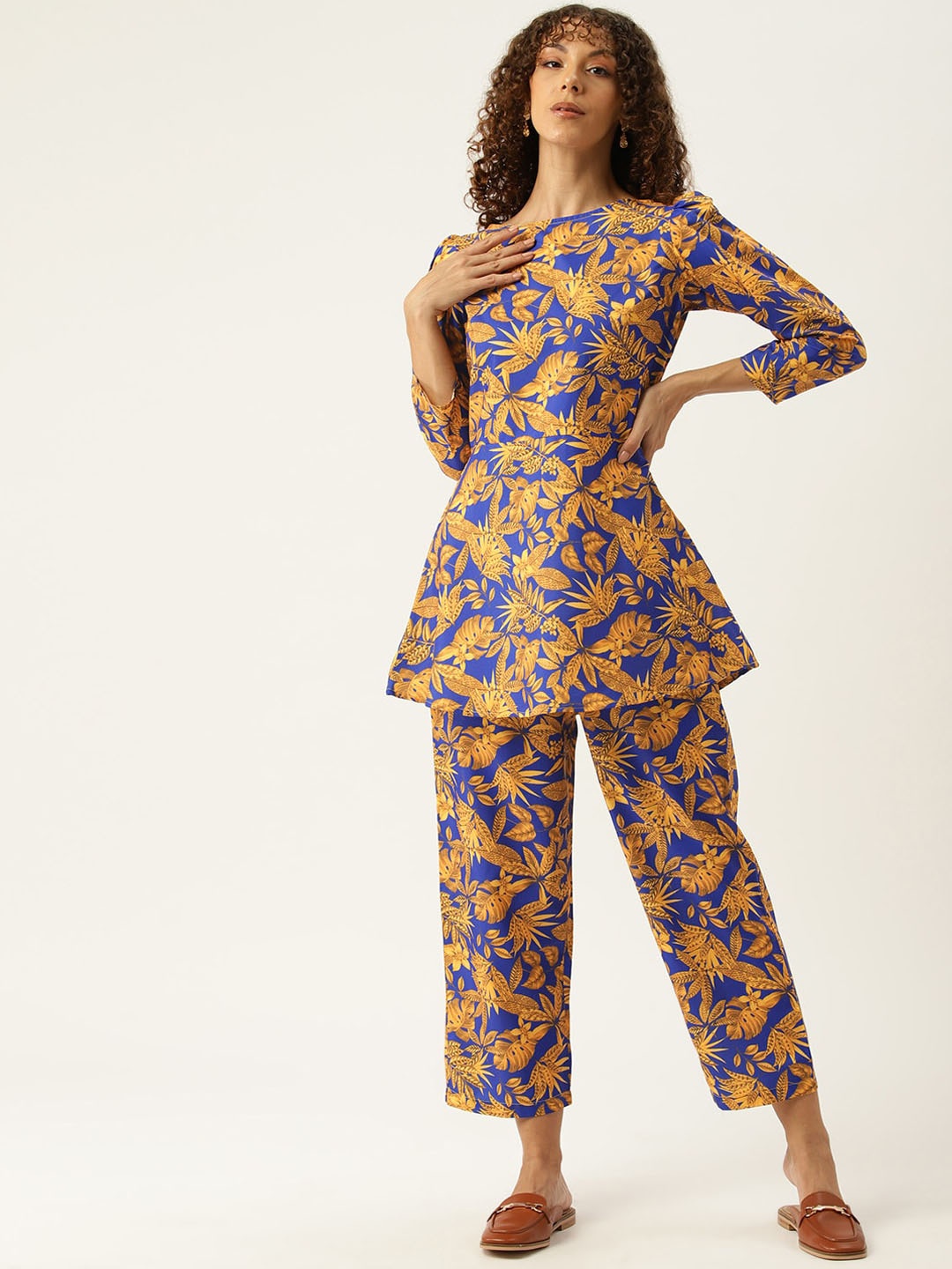 

Sleek Italia Floral Printed Tunic With Trousers, Blue