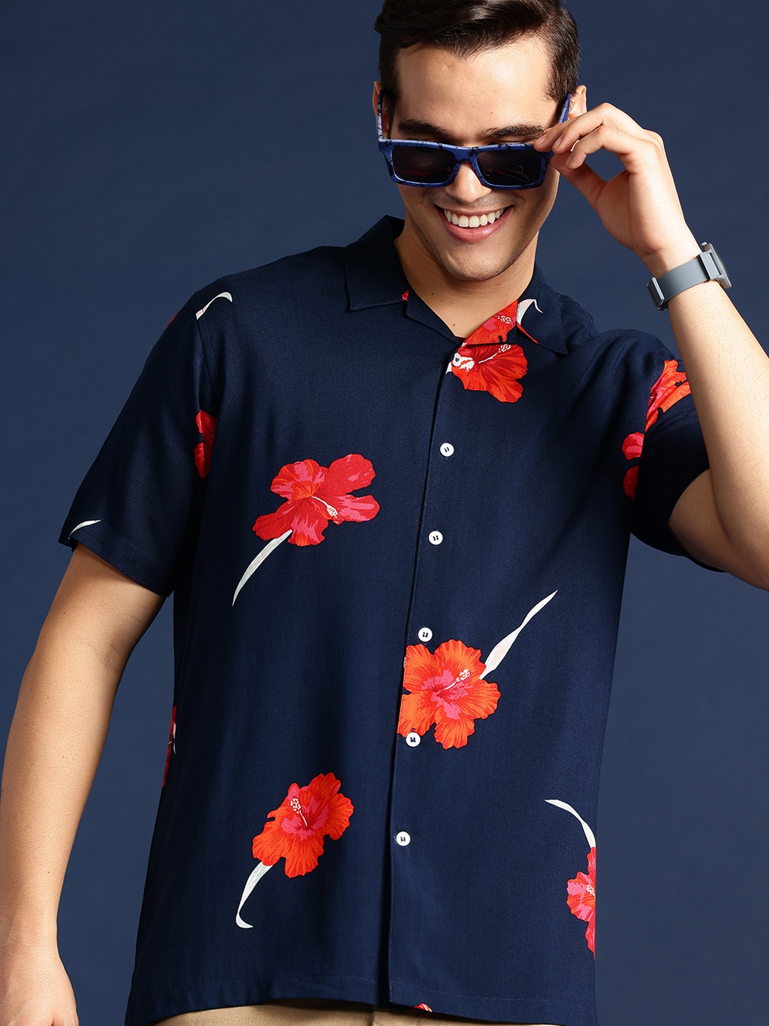 

Mast & Harbour Men Floral Printed Cuban Collar Casual Shirt, Navy blue