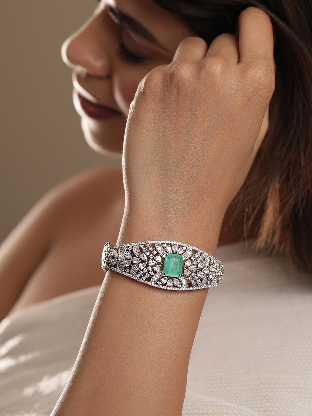 

Rubans Brass Cubic Zirconia Rhodium-Plated Bangle-Style Bracelet, Silver