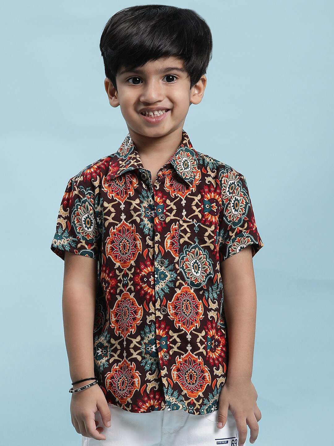 

Stuffie Land Boys Smart Ethnic Motifs Printed Spread Collar Cotton Casual Shirt, Black