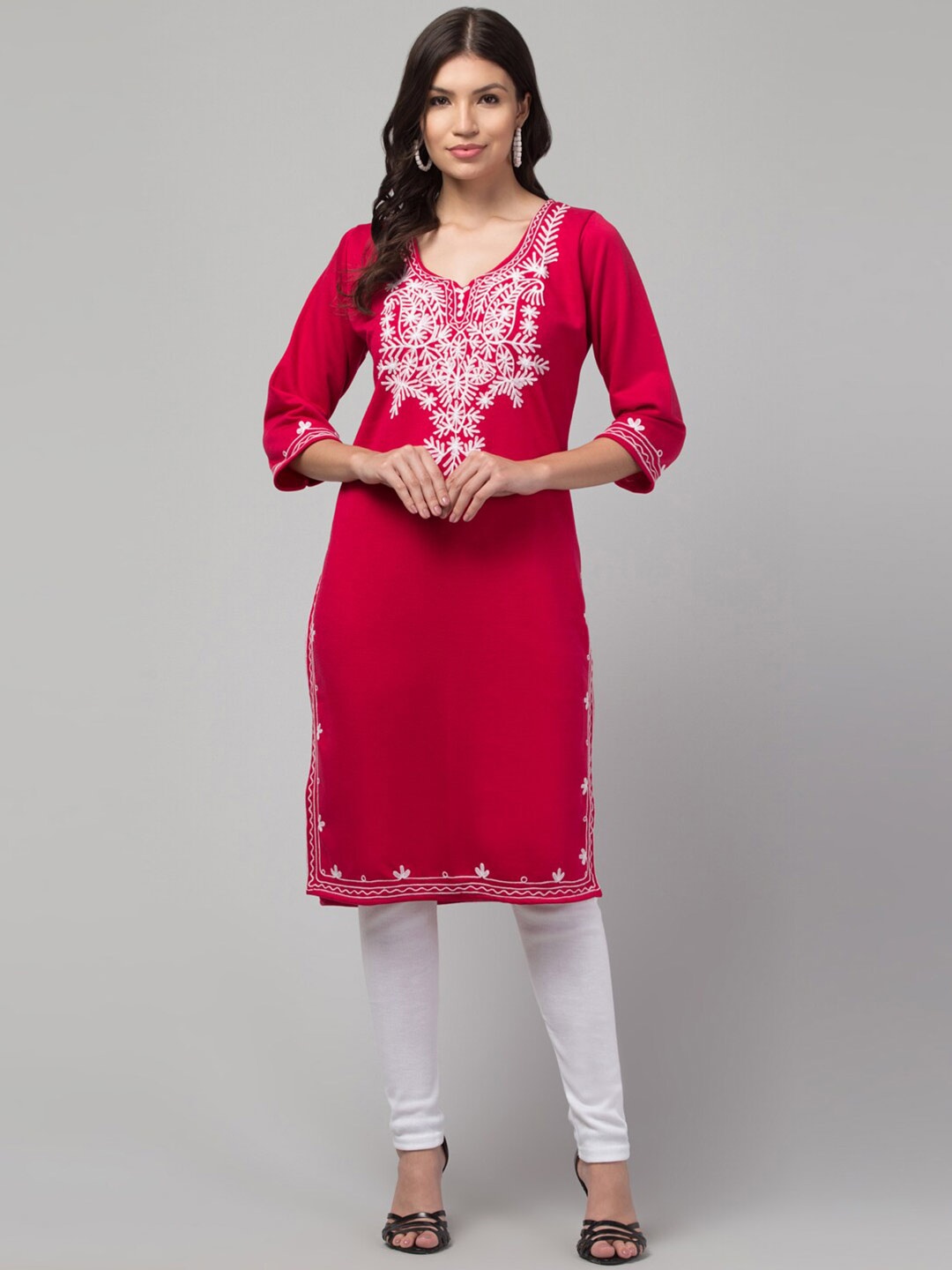 

Trend Level Ethnic Motifs Embrodiered Woollen Kurta, Magenta