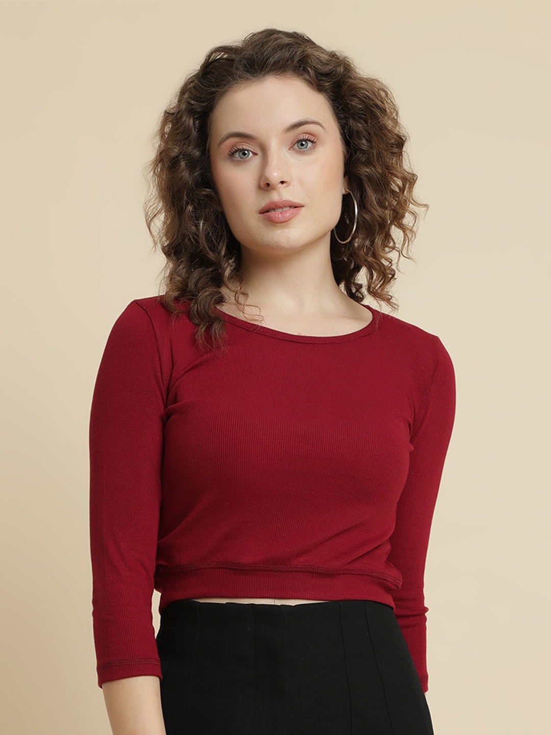 

UnaOne Self Design Ribbed Slim Fit Crop T-shirt, Maroon