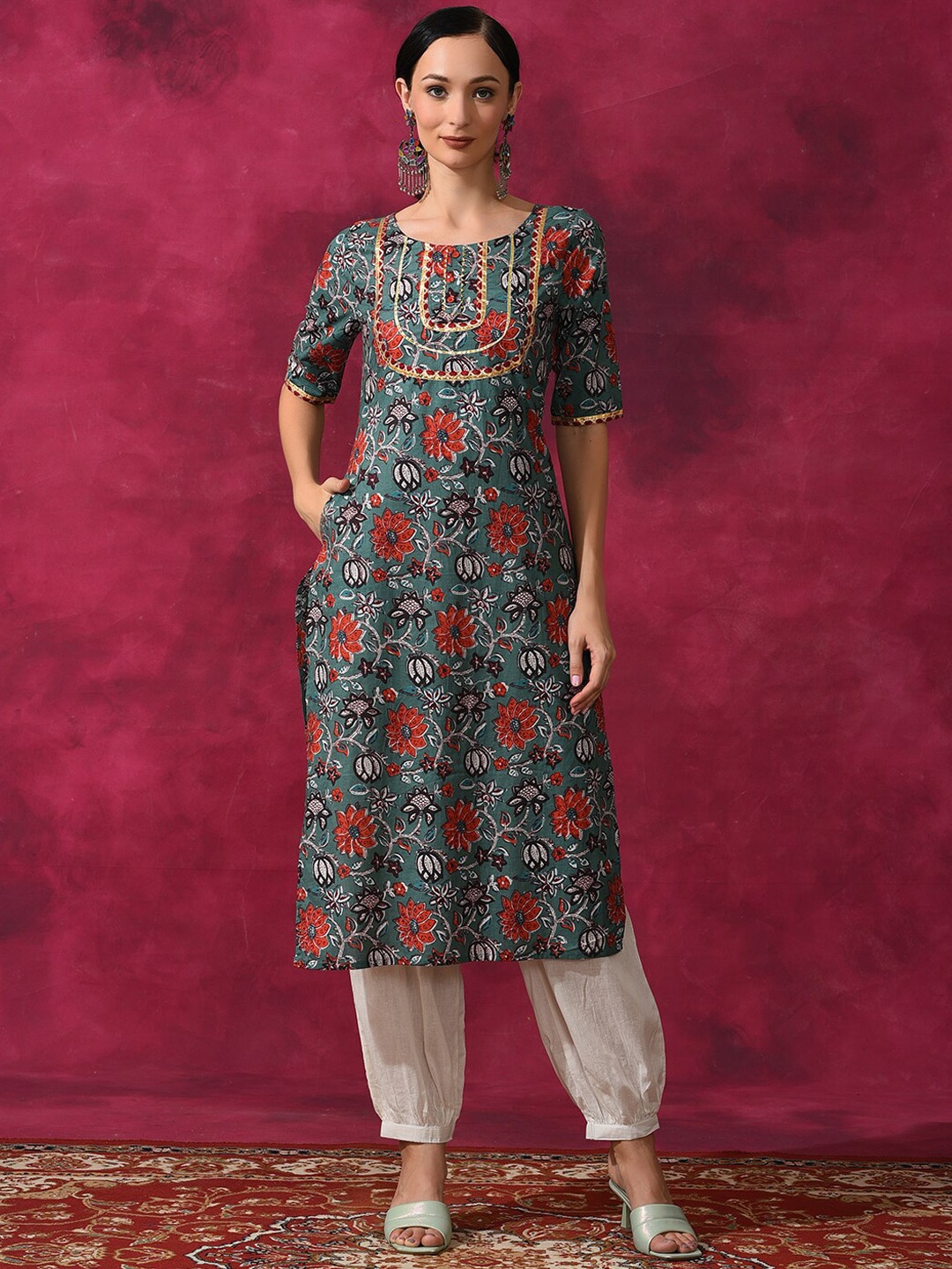 

Anouk Floral Printed Round Neck Cotton Straight Kurta, Green