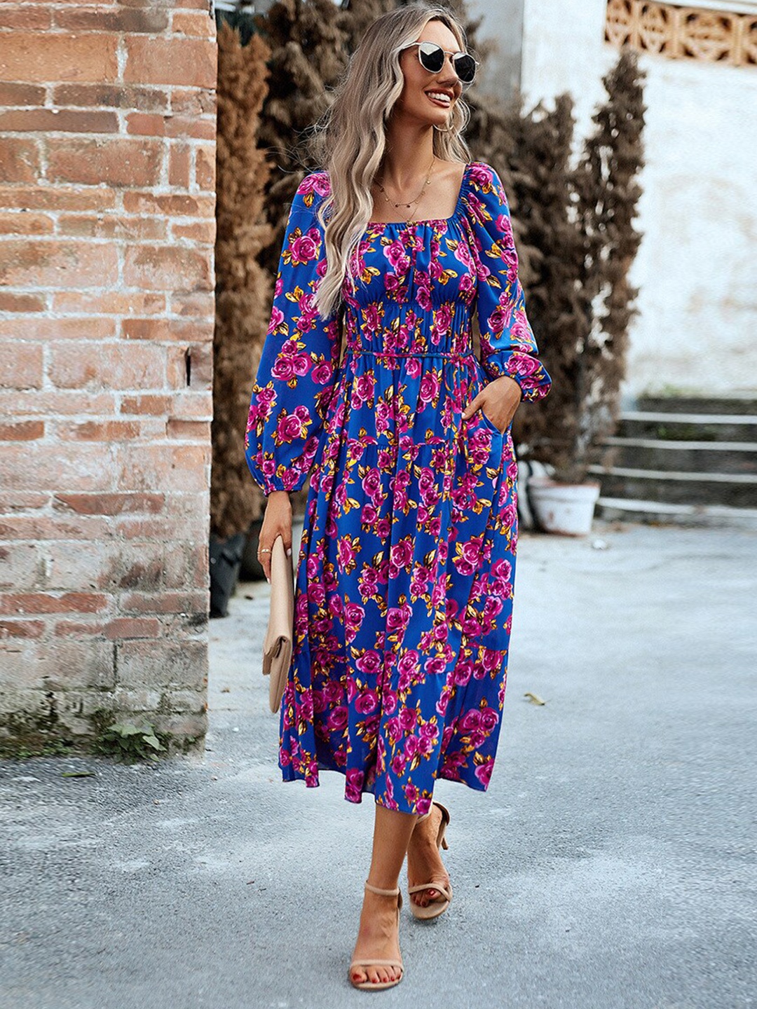 

StyleCast Blue Floral Printed Puff Sleeves Fit & Flare Midi Dress