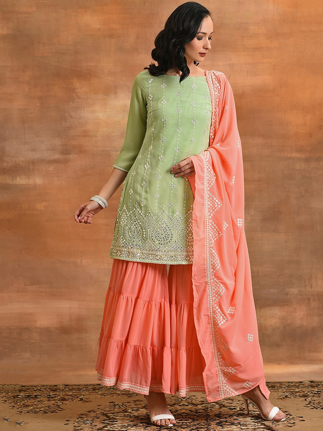 

AKS Couture Ethnic Motifs Embroidered Mirror Work Straight Kurta & Sharara With Dupatta, Peach