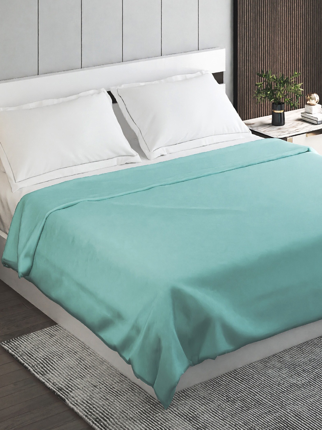 

Home Centre Amaya Green Summer 150 GSM Double Bed Blanket